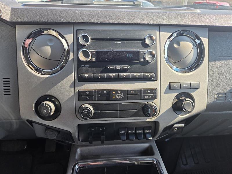 2016 Ford F-250 - Image 20