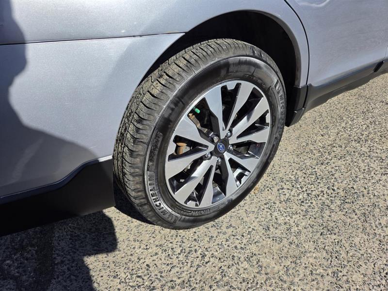 2016 Subaru Outback - Image 8