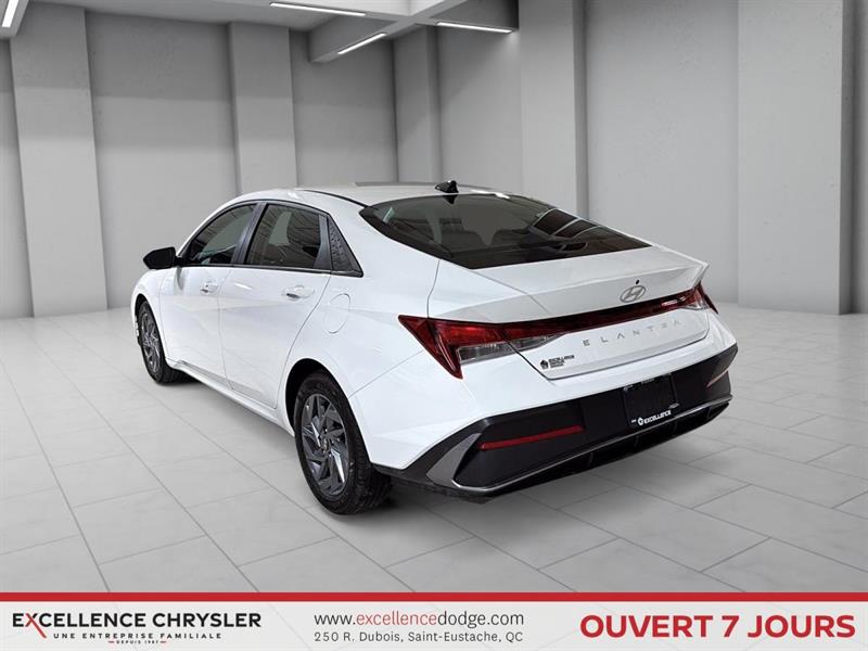 hyundai Elantra 2024 - 5