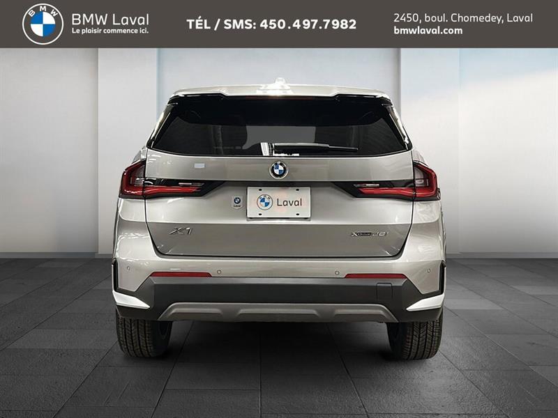 bmw X1 2023 - 8