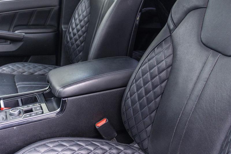 kia Sorento 2022 - 32
