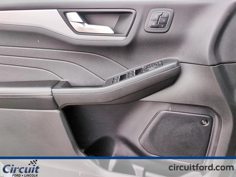 ford Escape 2023 - 12