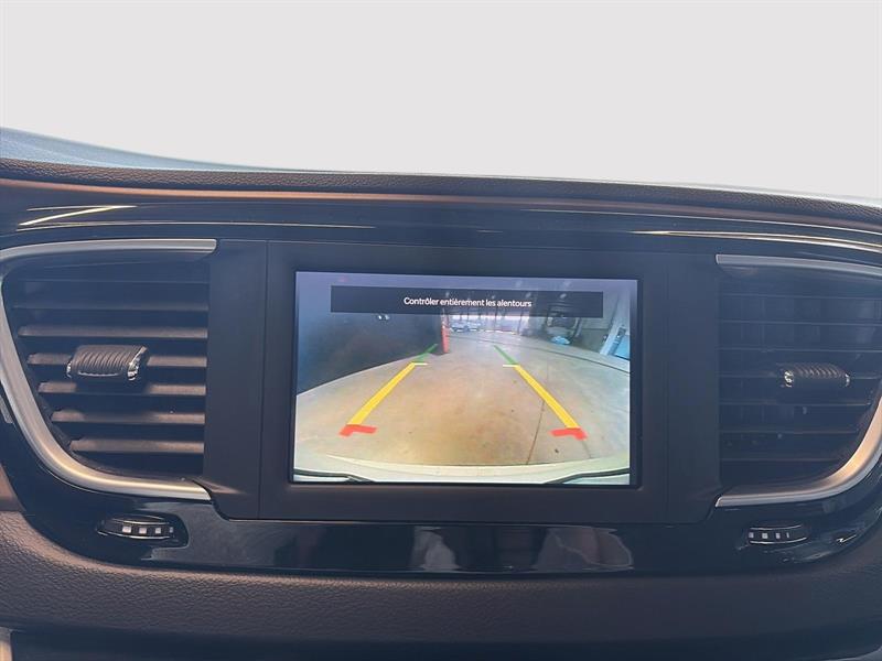 chrysler Grand Caravan 2022 - 17