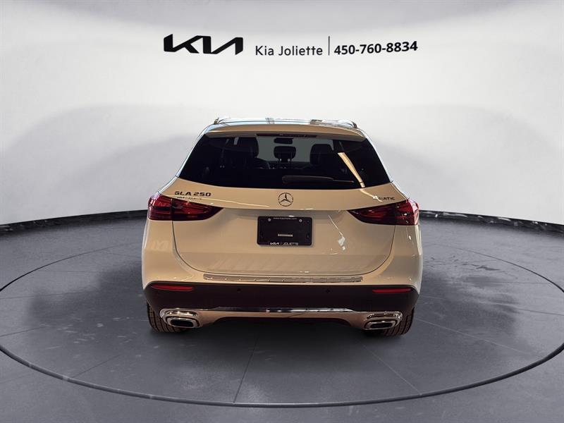 mercedes-benz GLA 2024 - 6
