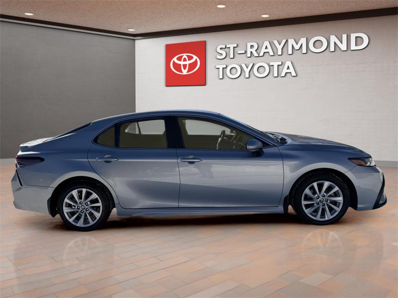 toyota Camry 2023 - 11