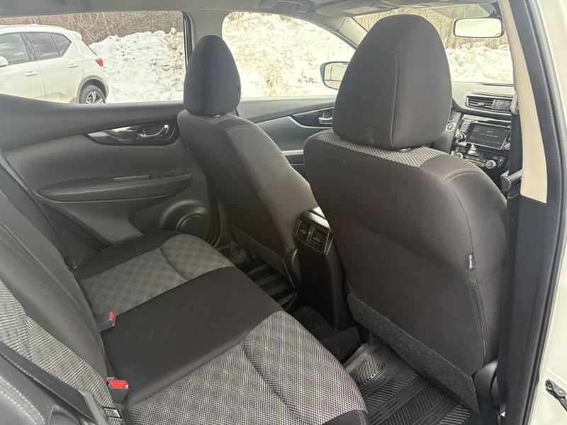 nissan Qashqai 2020 - 32