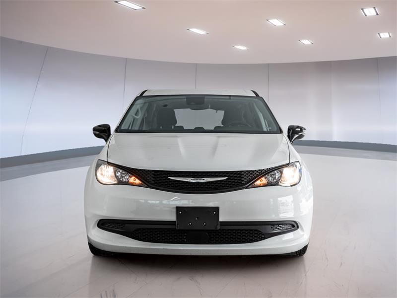 chrysler Grand Caravan 2024 - 3
