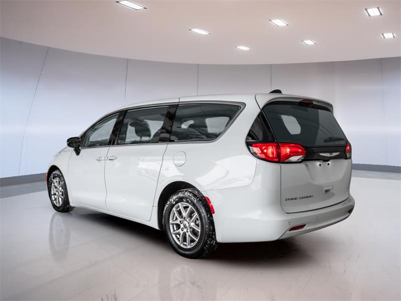 chrysler Grand Caravan 2024 - 6