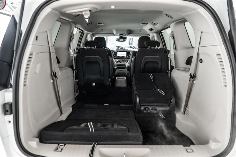 chrysler Grand Caravan 2024 - 10