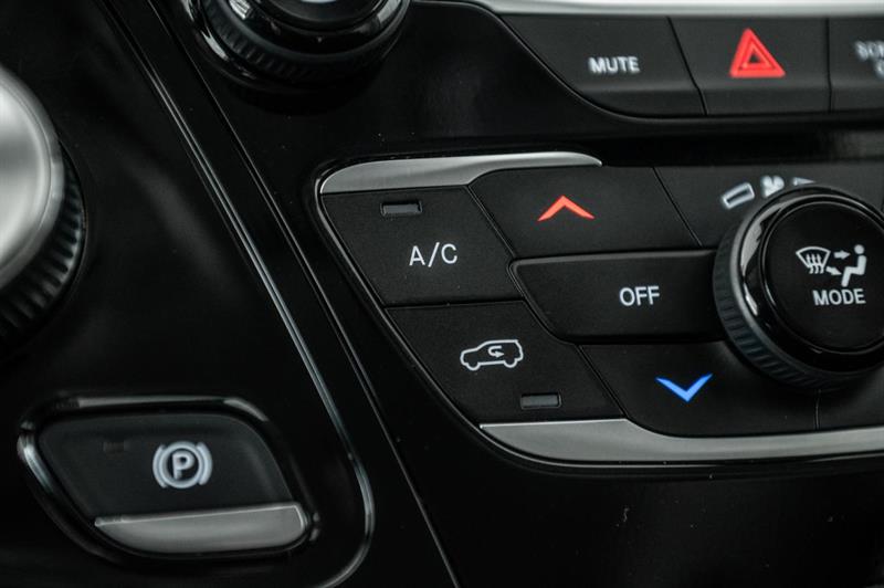 chrysler Grand Caravan 2024 - 25