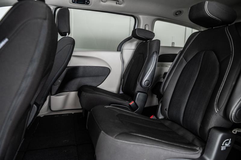 chrysler Grand Caravan 2024 - 26