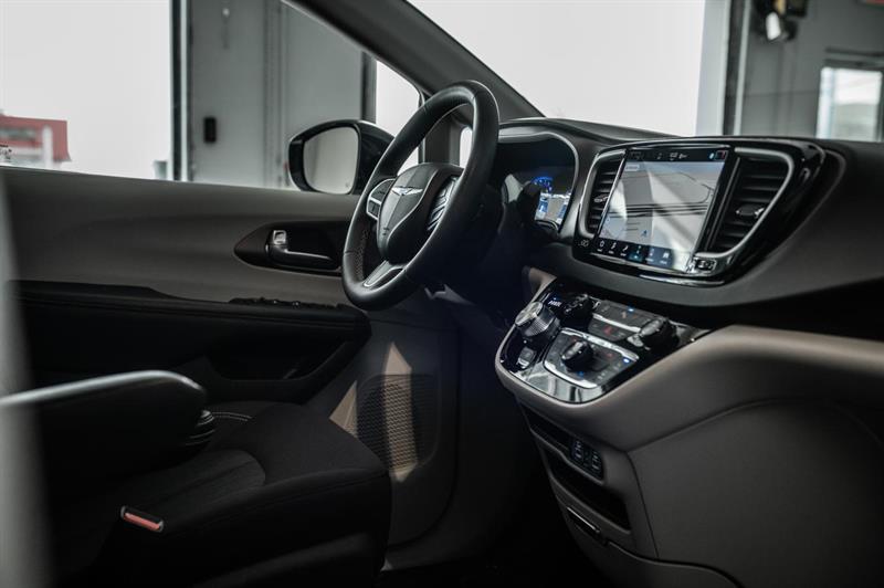 chrysler Grand Caravan 2024 - 31