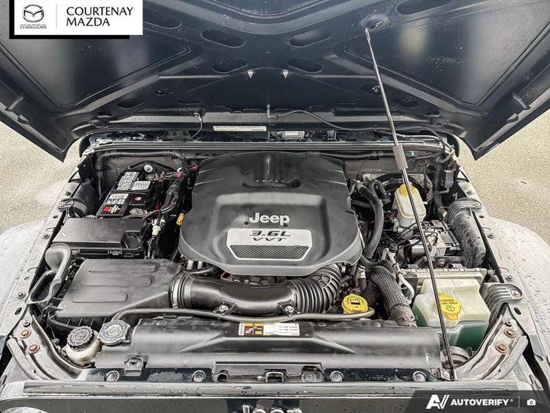 jeep Wrangler 2012 - 23