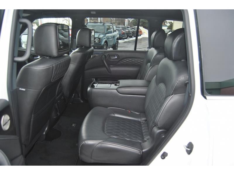 2024 Infiniti QX80 - Image 9