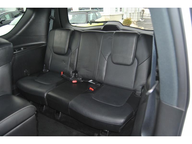 2024 Infiniti QX80 - Image 11