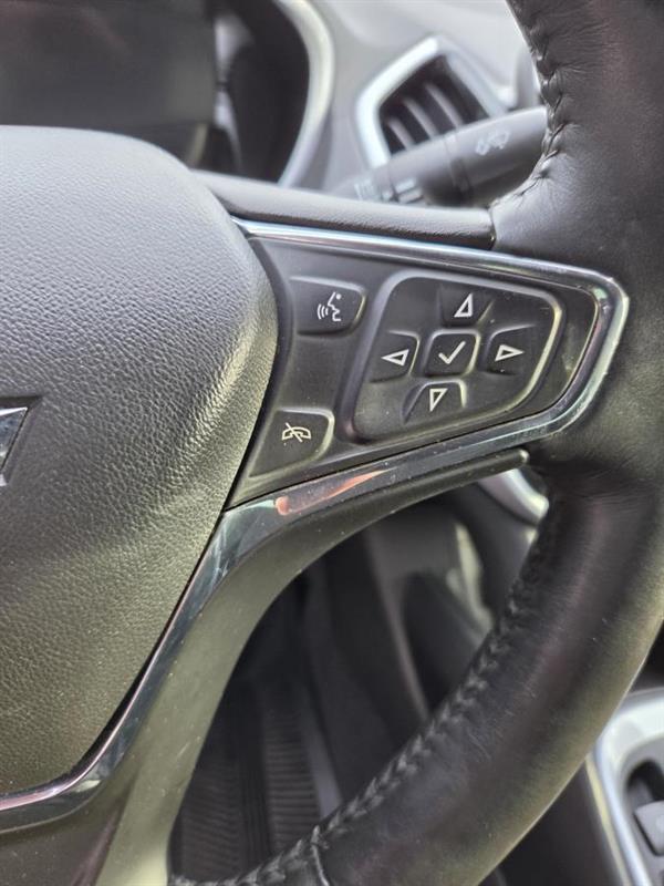 2017 Chevrolet Volt - Image 19