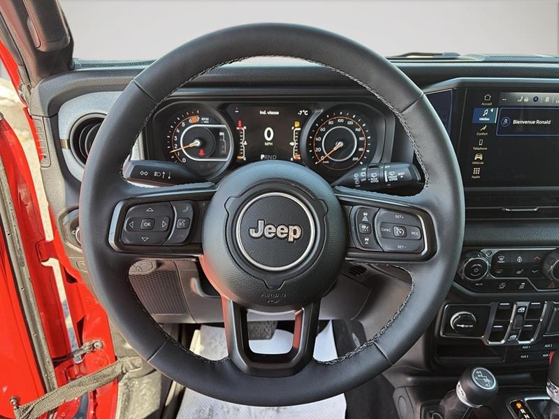 jeep Wrangler 2025 - 13