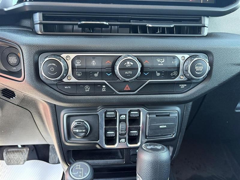 jeep Wrangler 2025 - 20