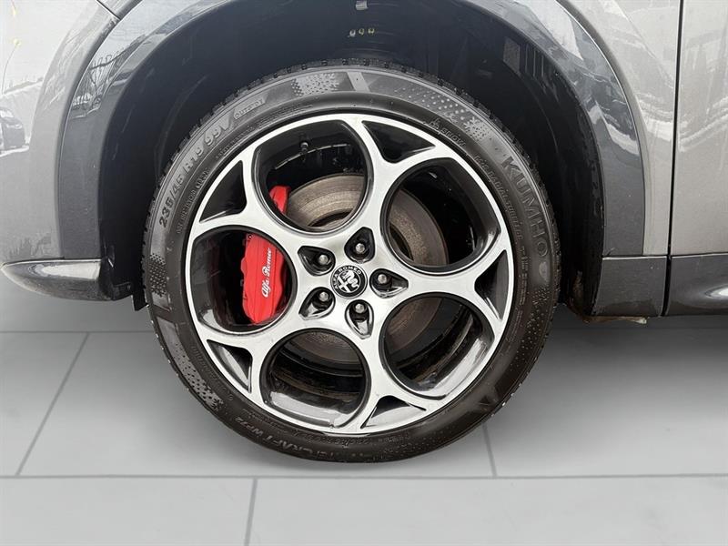 alfa romeo Tonale 2023 - 8