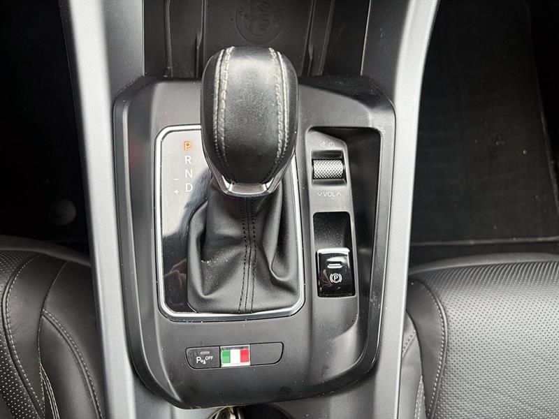 alfa romeo Tonale 2023 - 24