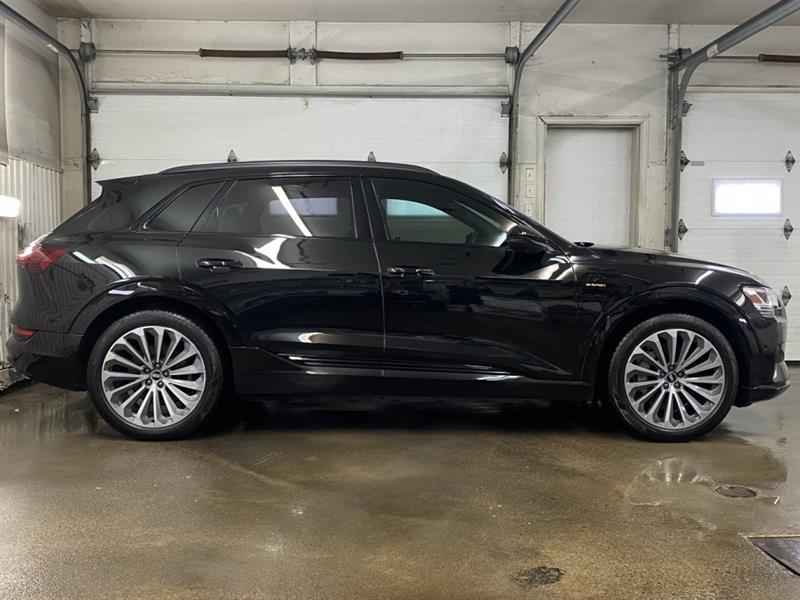 audi e-tron 2021 - 8