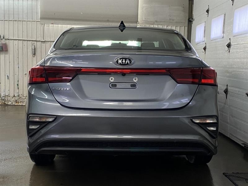 kia Forte 2021 - 6