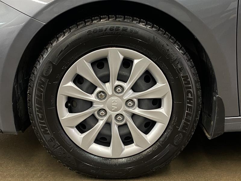 kia Forte 2021 - 11