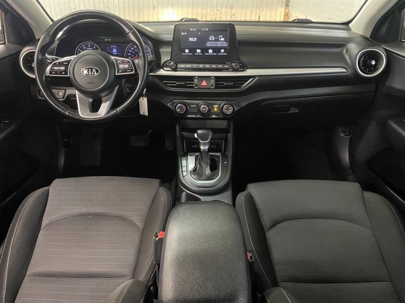 kia Forte 2021 - 18
