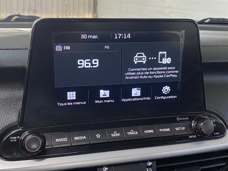 kia Forte 2021 - 24