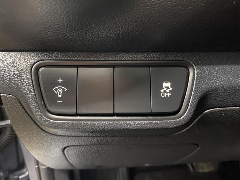 kia Forte 2021 - 27