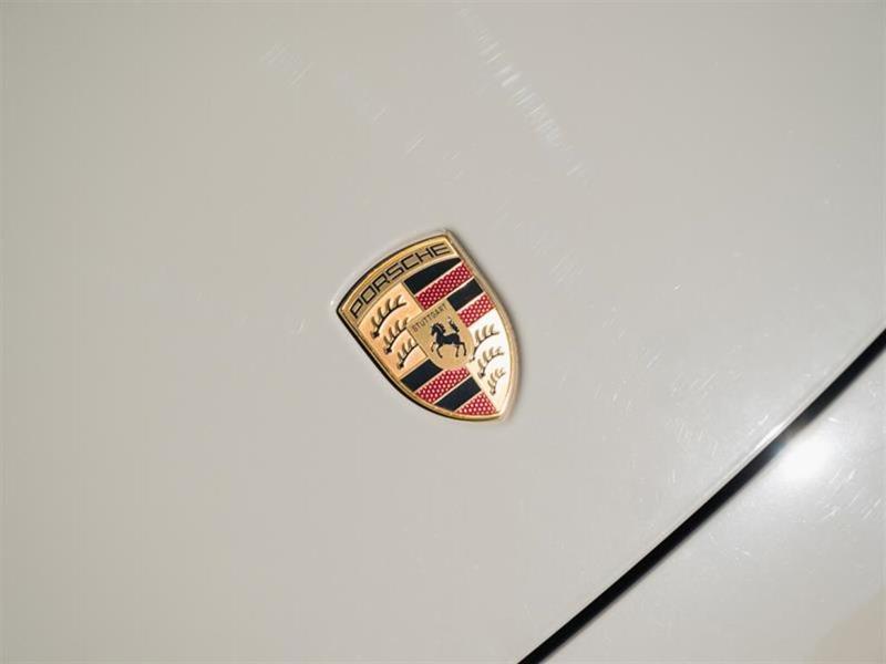 porsche 911 2025 - 38