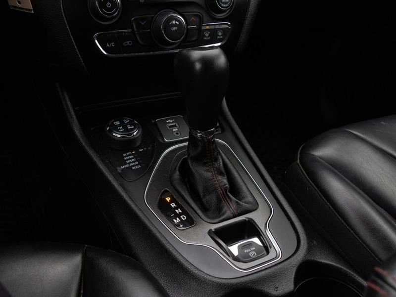 jeep Cherokee 2020 - 26