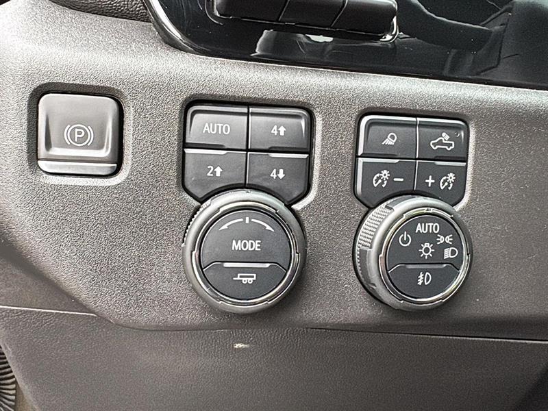 chevrolet Silverado 1500 2023 - 31