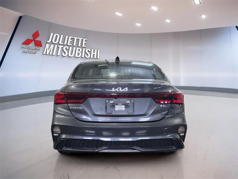 kia Forte 2023 - 13