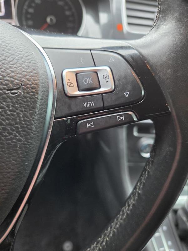 2019 Volkswagen Golf - Image 19