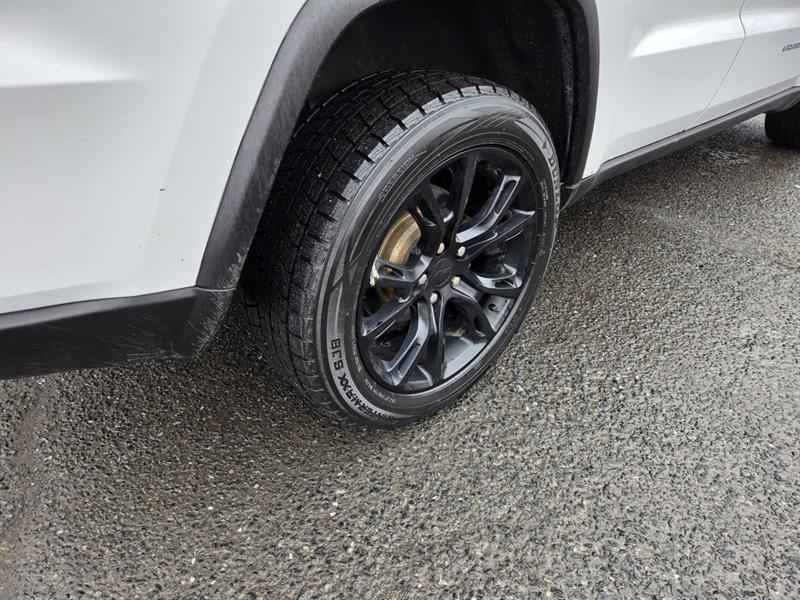 2015 Jeep Grand Cherokee - Image 8