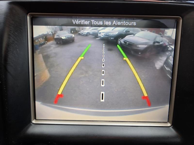 2015 Jeep Grand Cherokee - Image 26