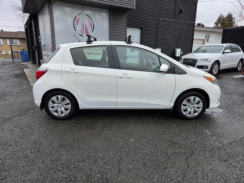 2012 Toyota Yaris - Image 8