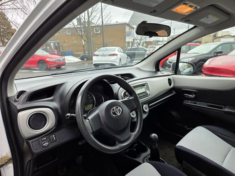 2012 Toyota Yaris - Image 14