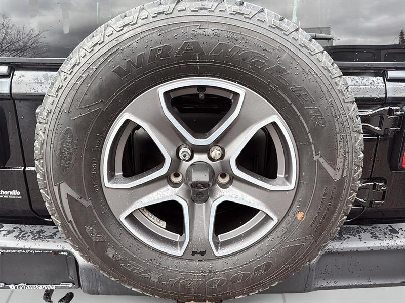 jeep Wrangler 2022 - 11