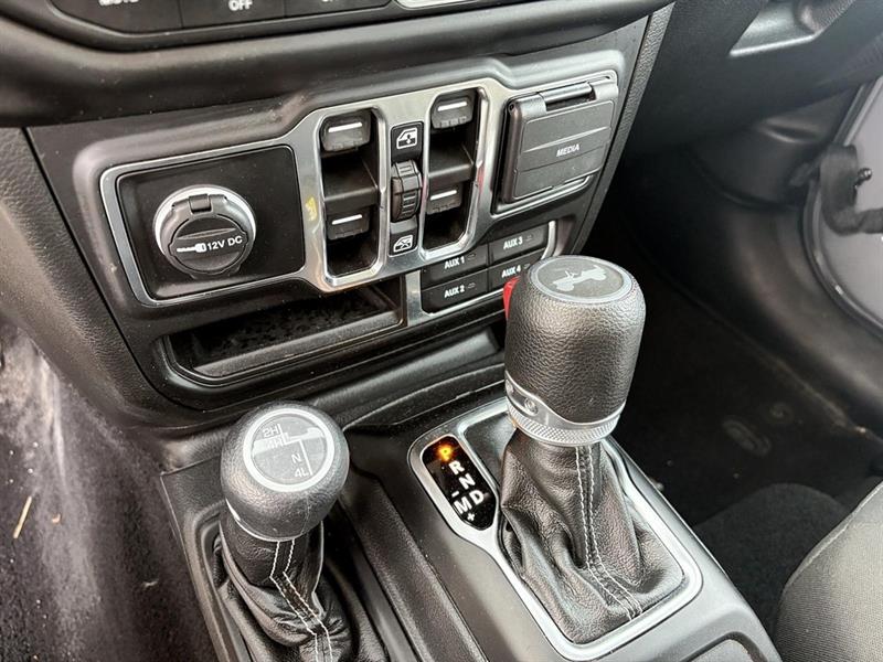 jeep Wrangler 2022 - 21