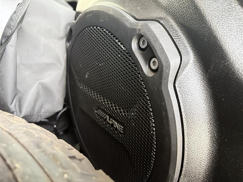 jeep Wrangler 2022 - 26