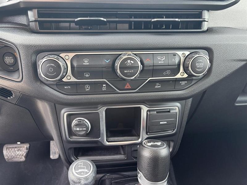 jeep Wrangler 2024 - 19