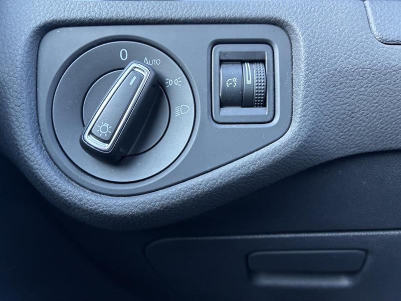 volkswagen Golf 2019 - 24