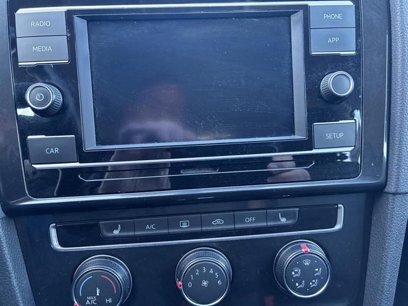 volkswagen Golf 2019 - 27
