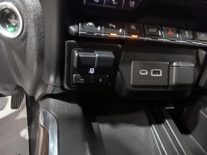 chevrolet Silverado 1500 2021 - 25