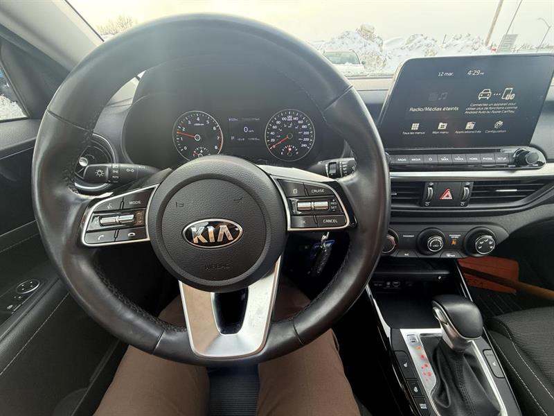 kia Forte 2021 - 9