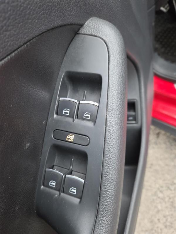 2017 Volkswagen Jetta - Image 16