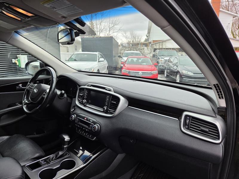 2019 Kia Sorento - Image 10