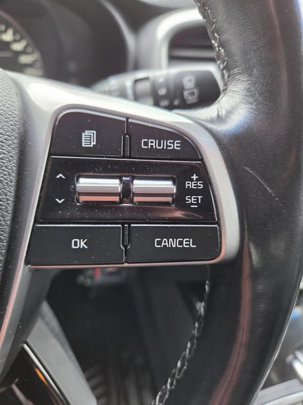 2019 Kia Sorento - Image 21